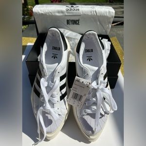 SPECIAL! BEYONCÉ ADIDAS! Brand new!